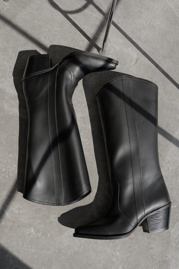 Kalın Topuklu Uzun Çizme