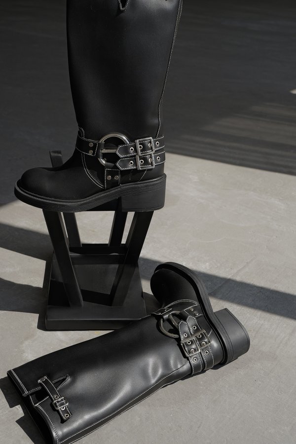 Kemer Tokalı Çizme