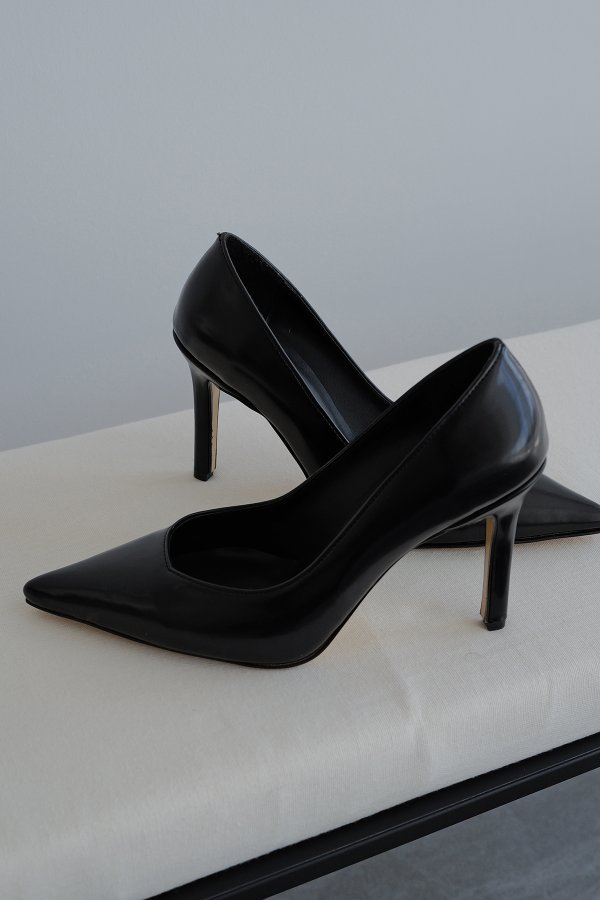 Küt Dekolteli Stiletto