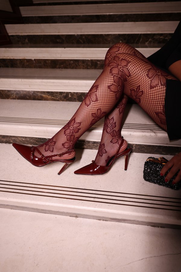 Çapraz Tokalı Stiletto