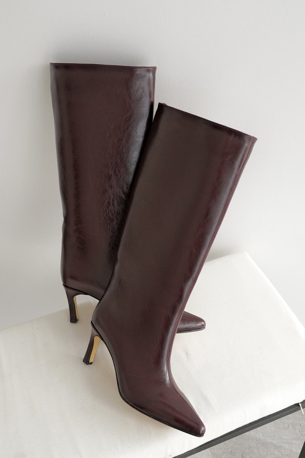 İnce Topuk Uzun Çizme