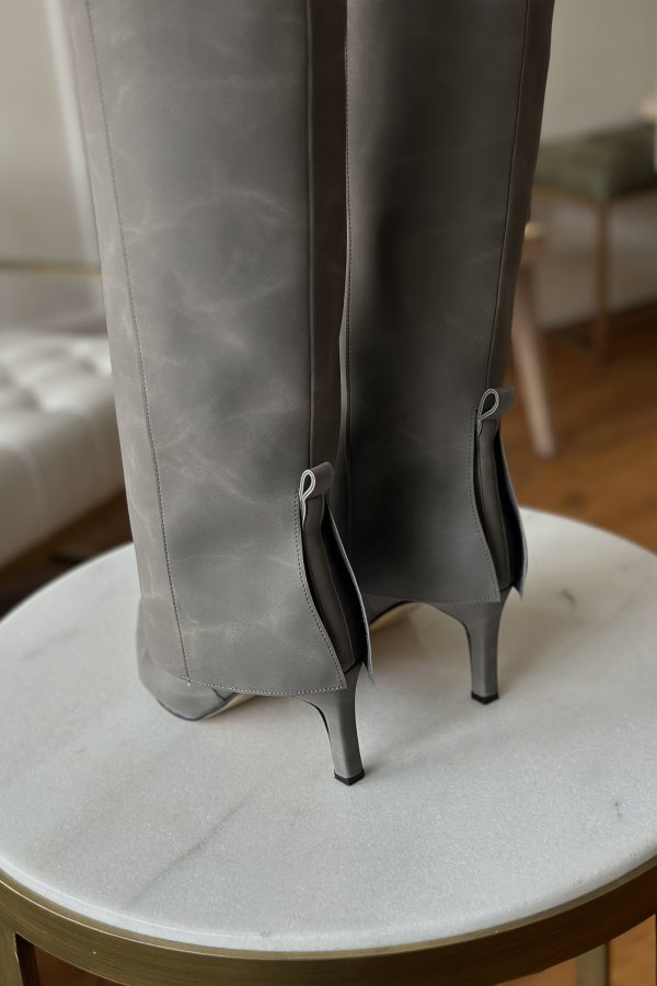 Topuk Detaylı Tozluk Çizme