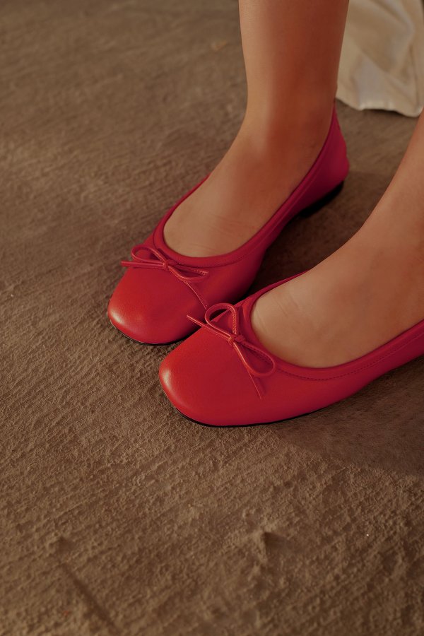 Fiyonklu Düz Taban Babet