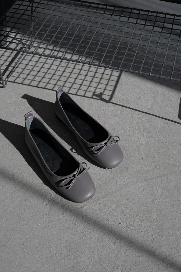 Fiyonklu Düz Taban Babet