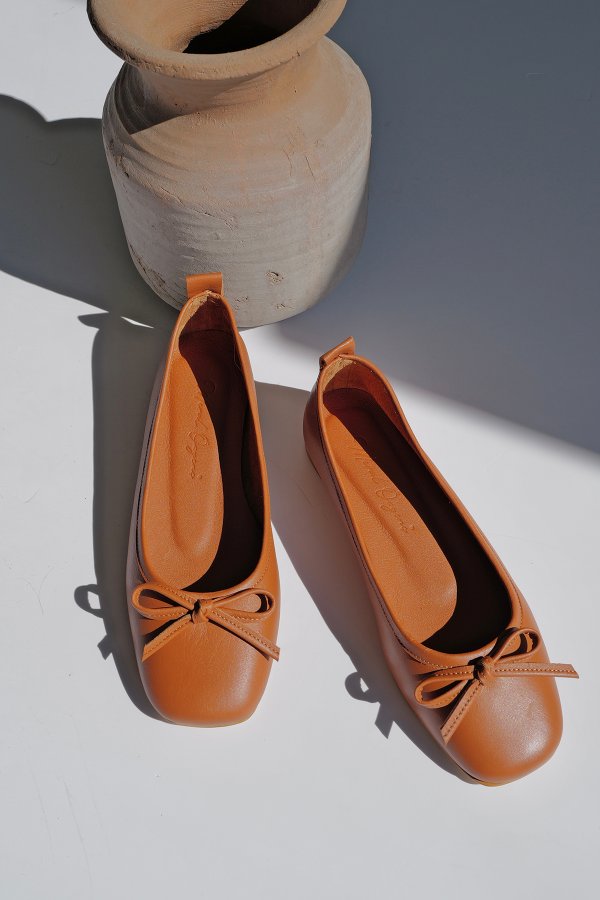 Fiyonklu Düz Taban Babet