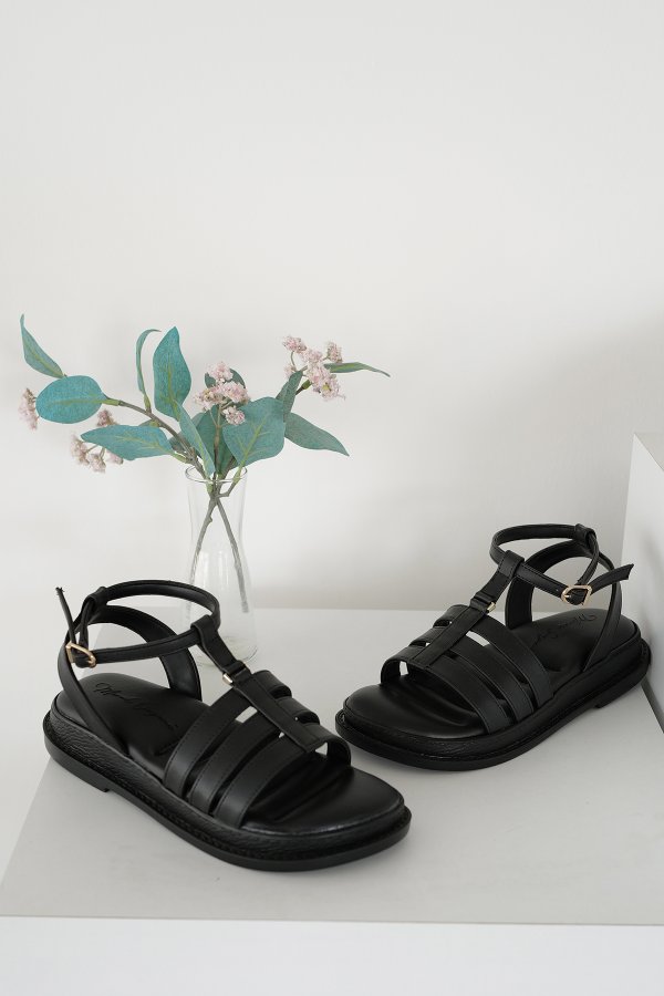 Şerit Bantlı Sandalet