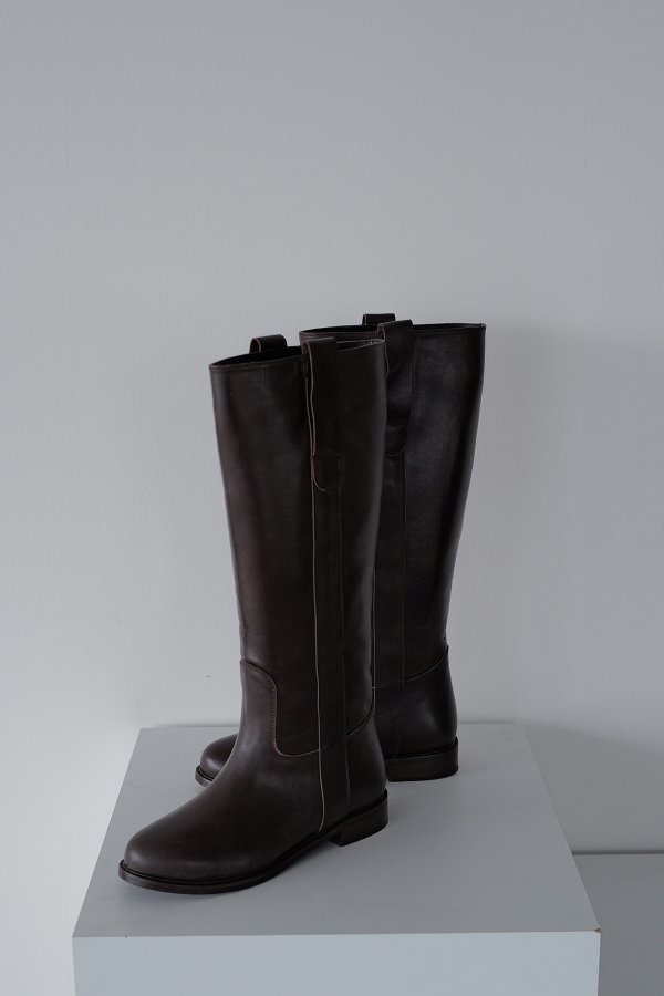 Şerit Detay Hakiki Deri Çizme