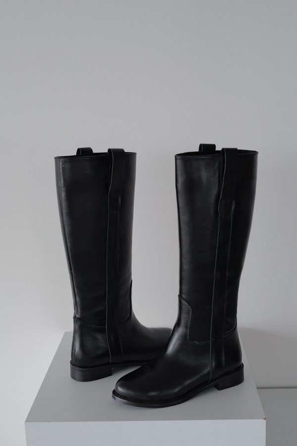 Şerit Detay Hakiki Deri Çizme