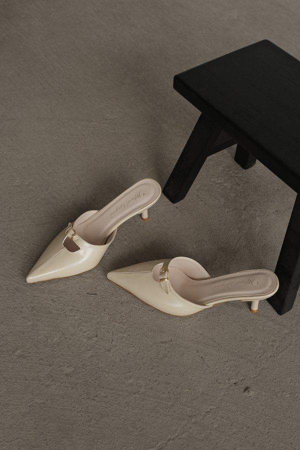 Kemerli Topuklu Terlik