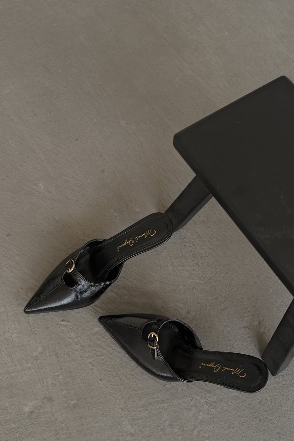 Kemerli Topuklu Terlik