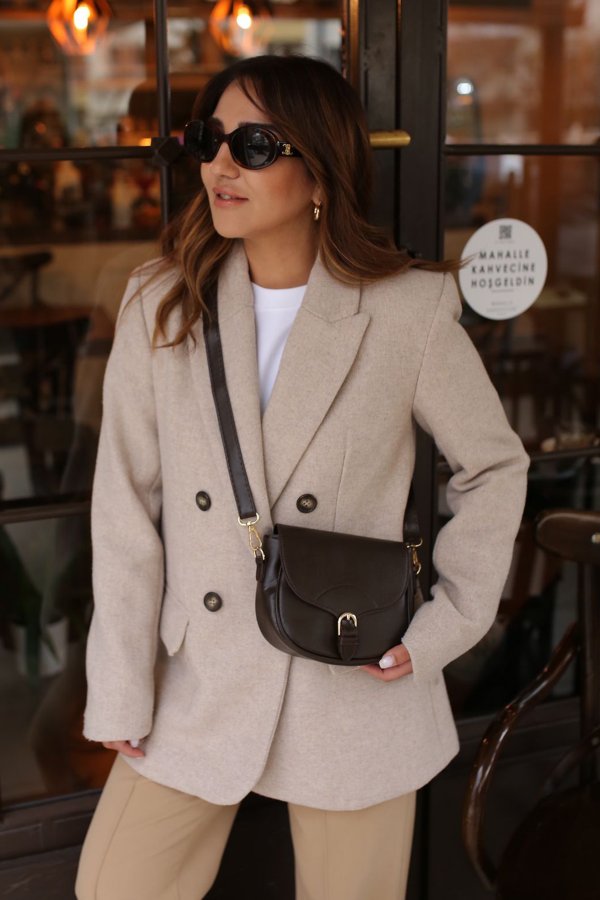 Kemer Detaylı Çanta