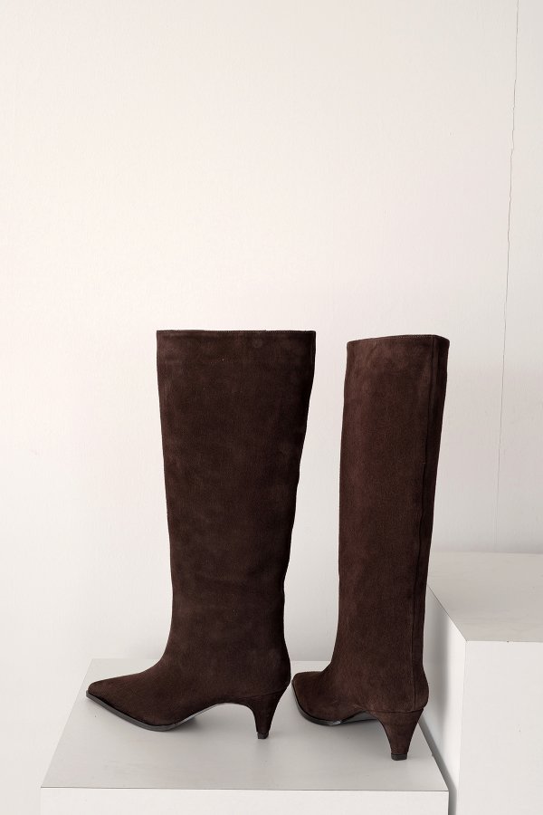 İnce Topuk Süet Çizme