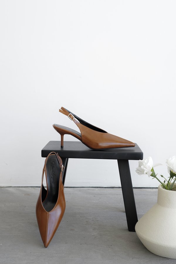 Arkası Açık Topuklu Ayakkabı