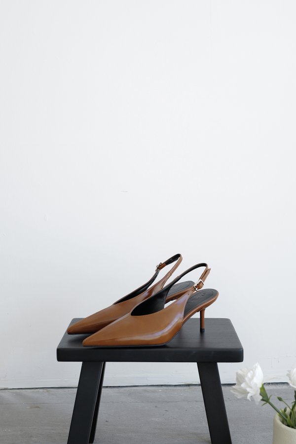 Arkası Açık Topuklu Ayakkabı