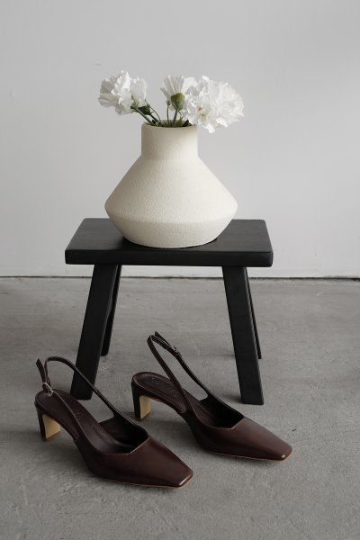 Küt Burun Topuklu Ayakkabı