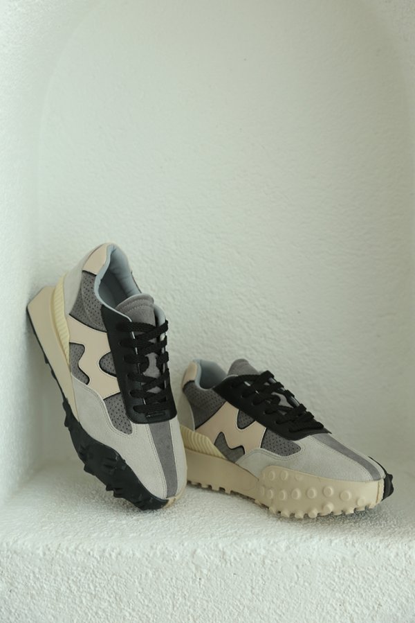 Rugan Detaylı Sneaker