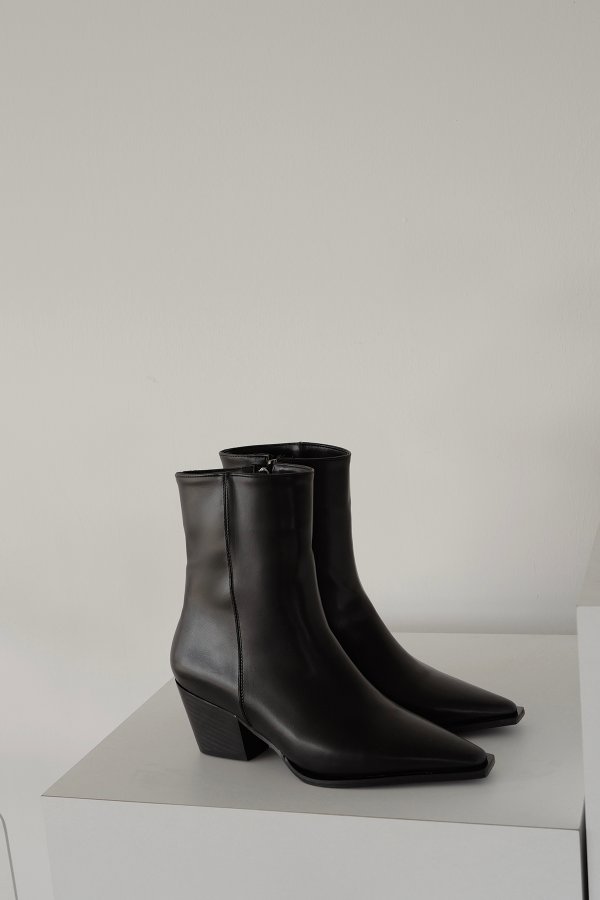 Kalın Topuk Süet Bot