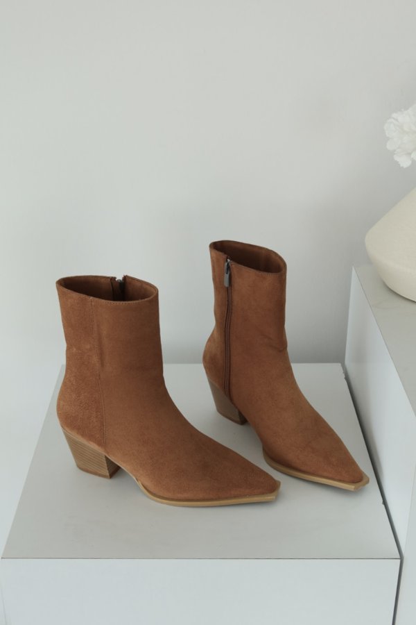 Kalın Topuk Süet Bot