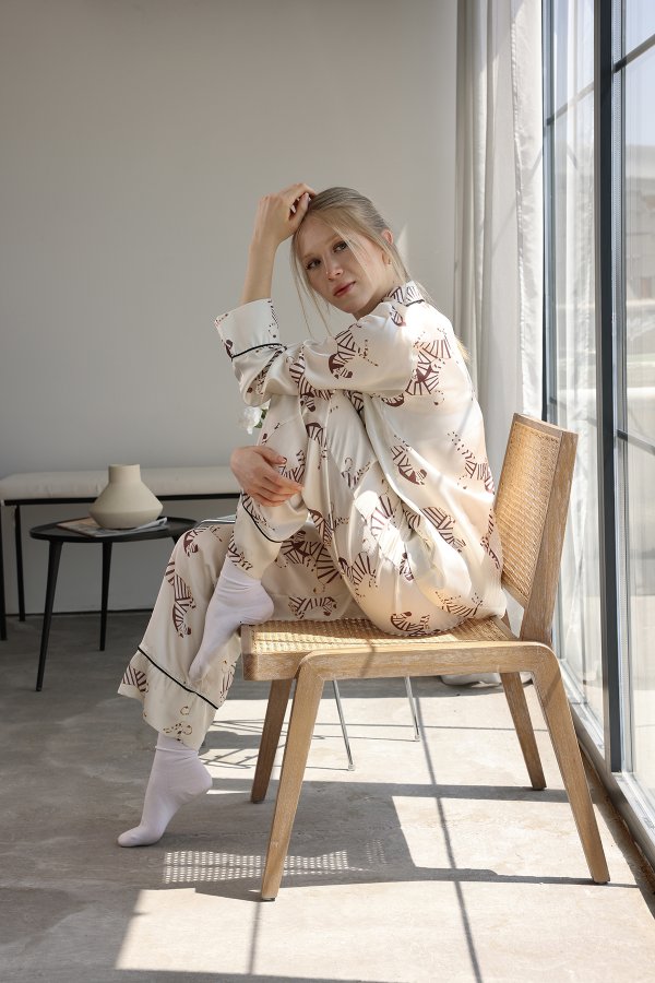 Desenli Uzun Kollu Pijama Takımı