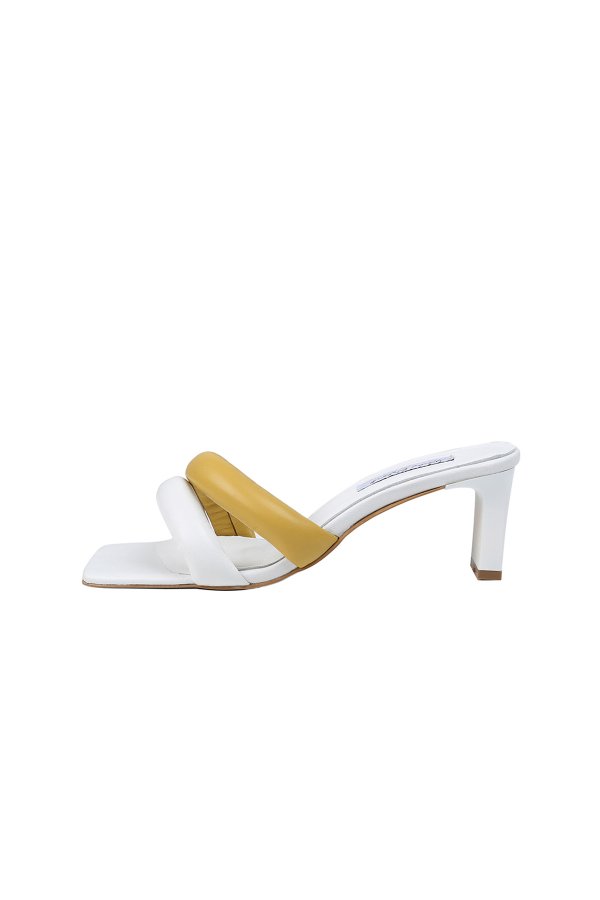 Çift Şeritli Topuklu Terlik