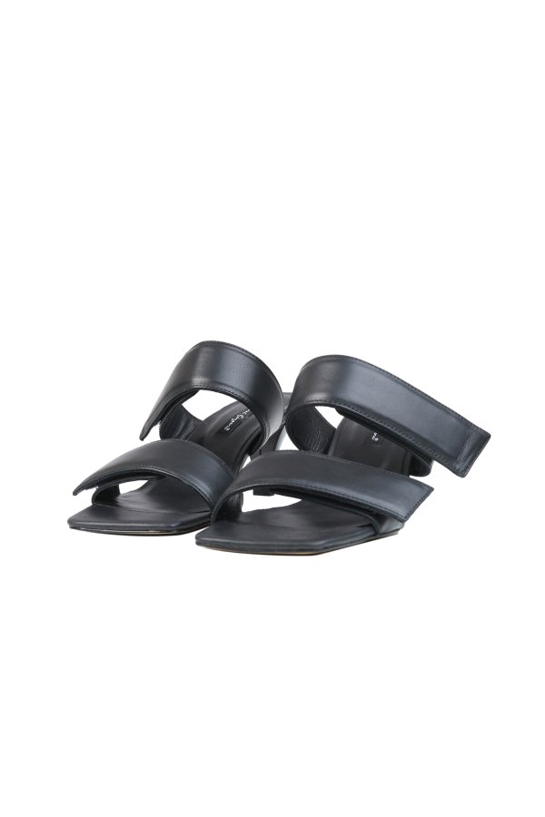 Topuklu Cırtlı Terlik