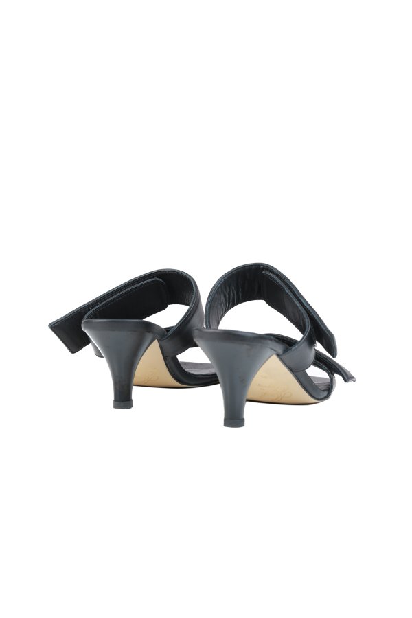 Topuklu Cırtlı Terlik