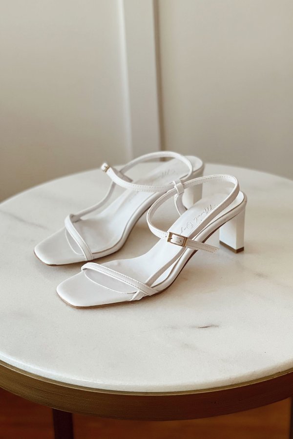 İnce Bantlı Ayakkabı