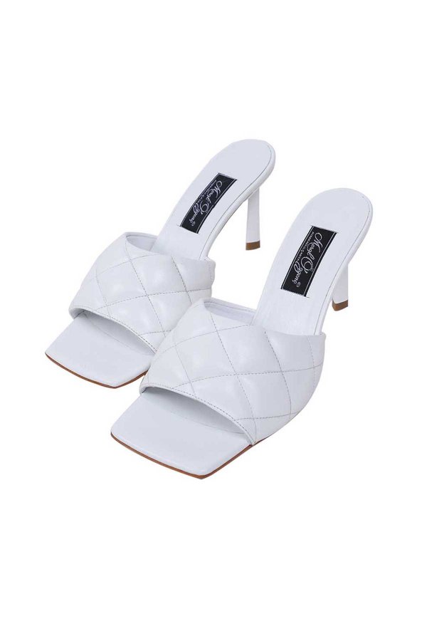 NAKIŞLI TOPUKLU TERLİK