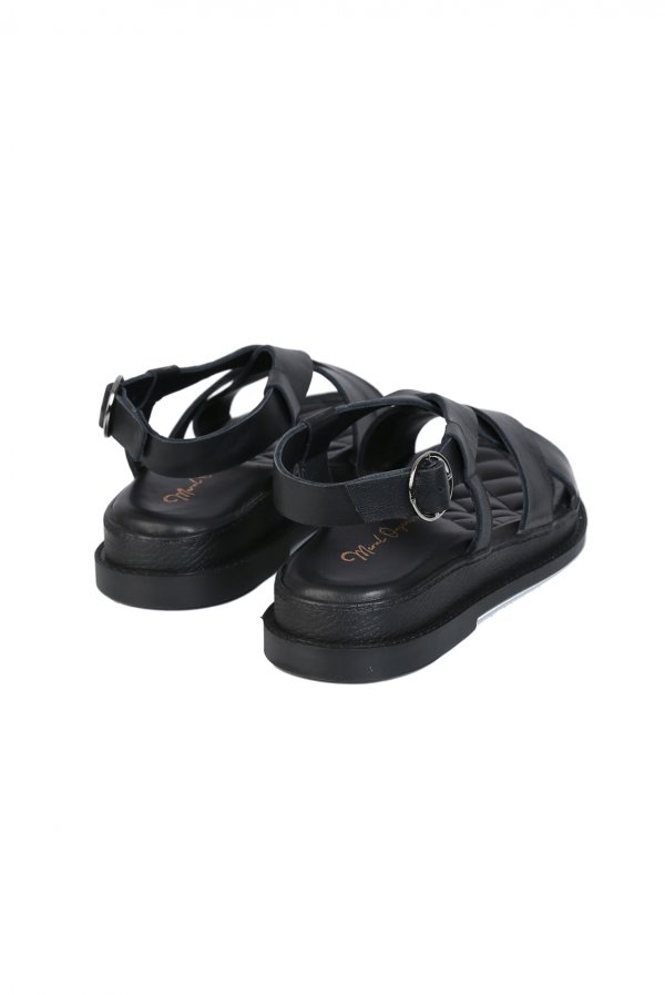 Çapraz Geçişli Sandalet