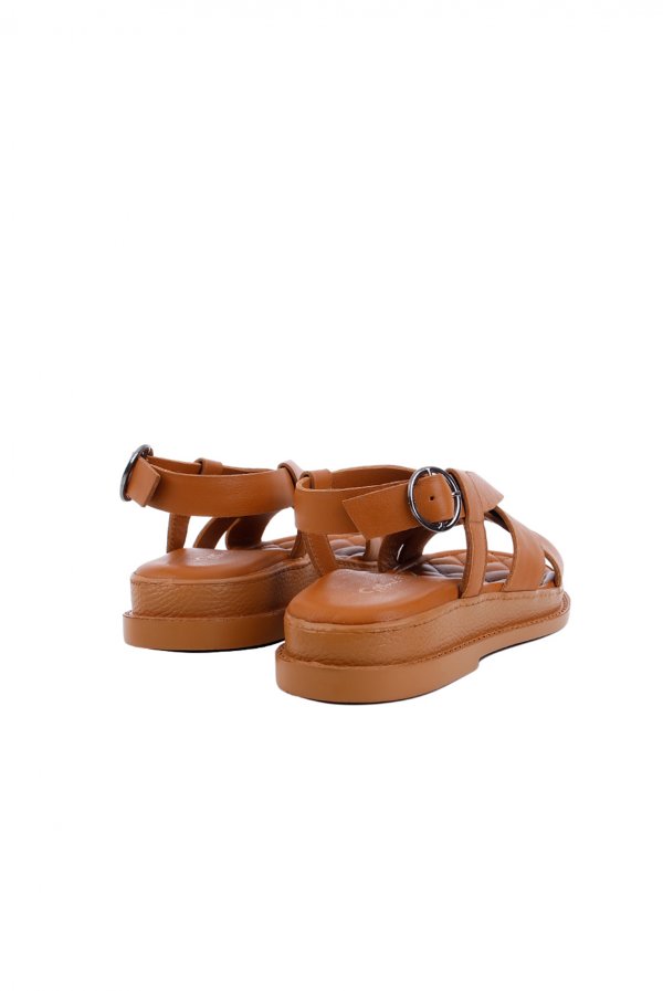 Çapraz Geçişli Sandalet