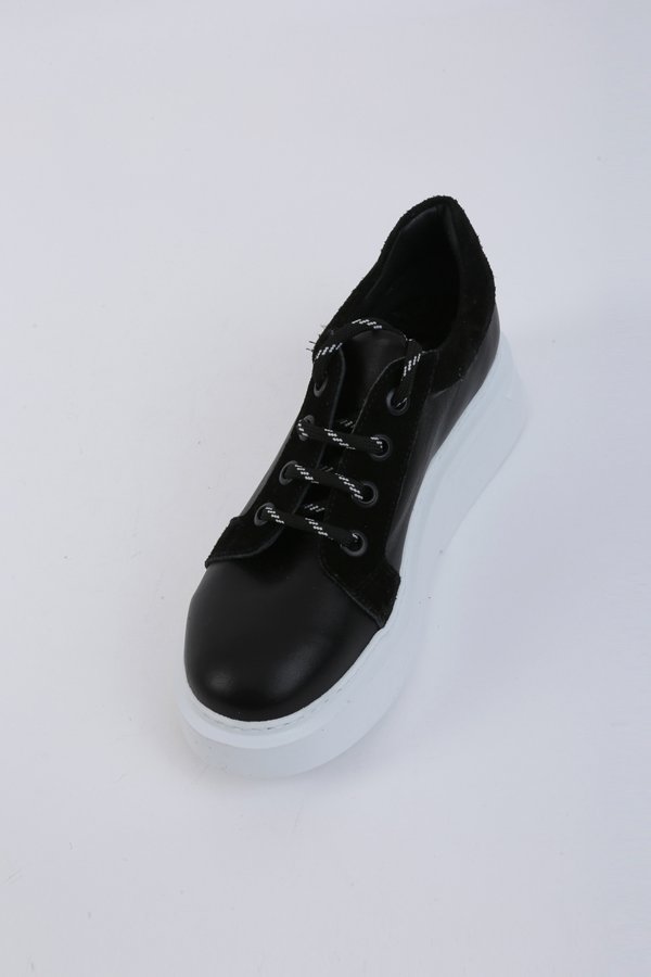 Hafızalı Pedli Deri Sneaker