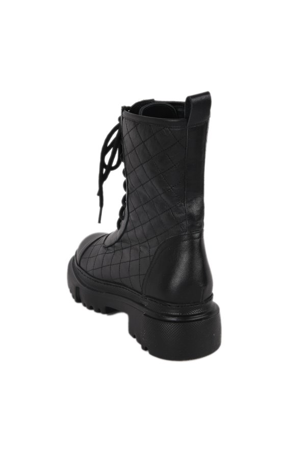 Kapitone İşlemeli Postal