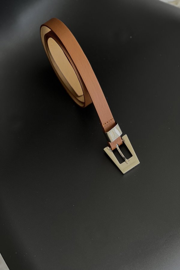 Gümüş Tokalı Kemer